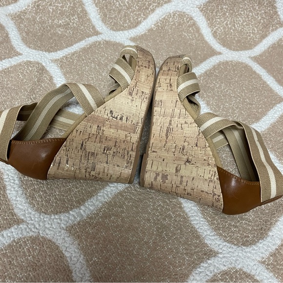 Tan Strap Wedges - Picture 10 of 15